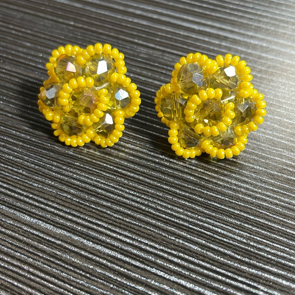 Handmade yellow flower seeded earrings
